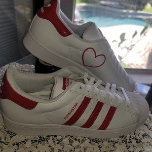 NEW Adidas Superstar Scarlet with Heart